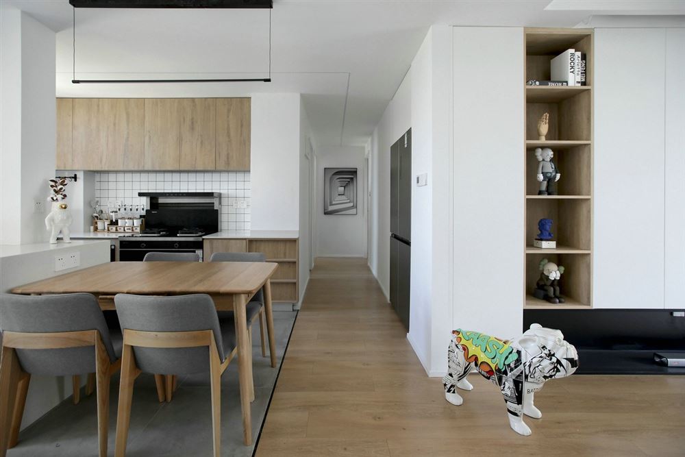 普洱装修设计富力南湖壹品126平方米三居-现代简约原木风格室内家装案例
